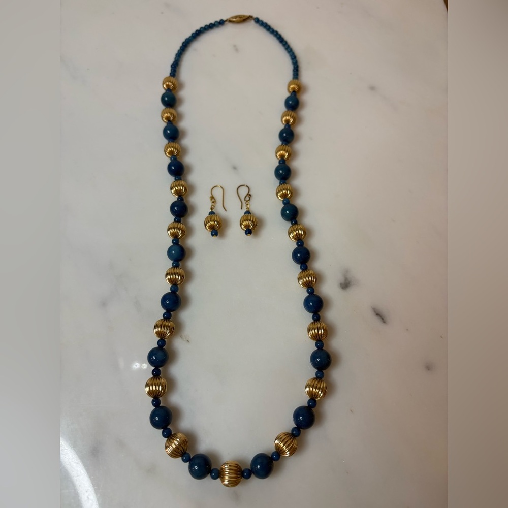 Deep Teal Blue Beaded and Gold Tone Ribbed Necklace 26” w Matching Earrings Set